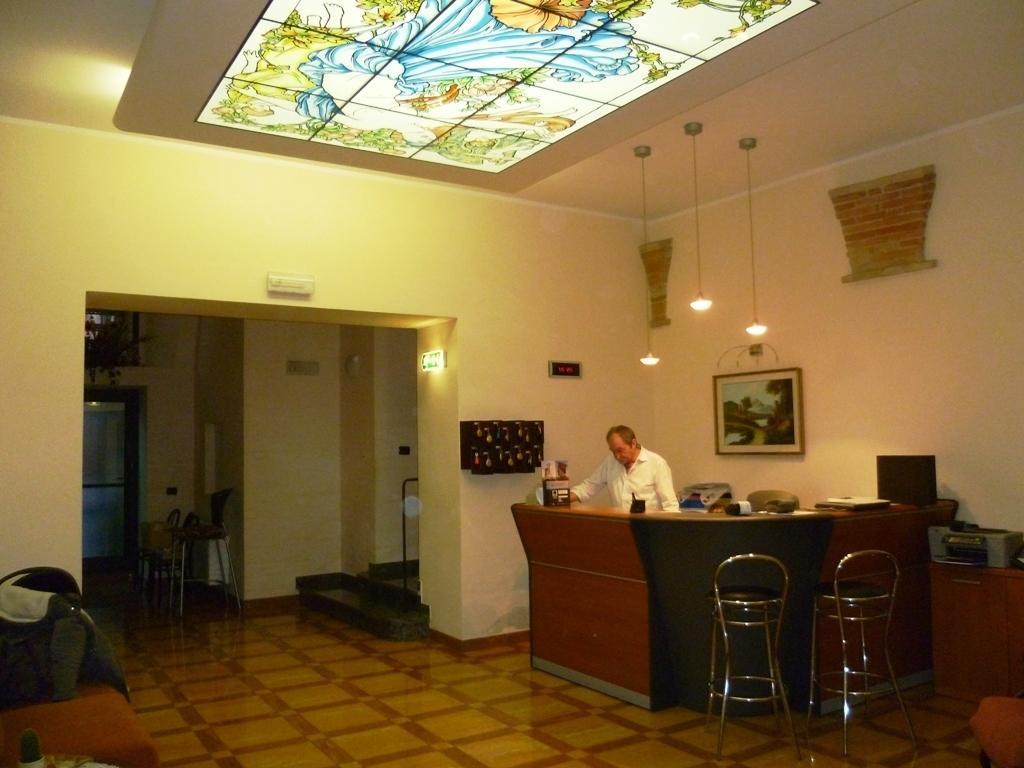 Hotel Santa Chiara SantʼAngelo in Vado Exteriör bild